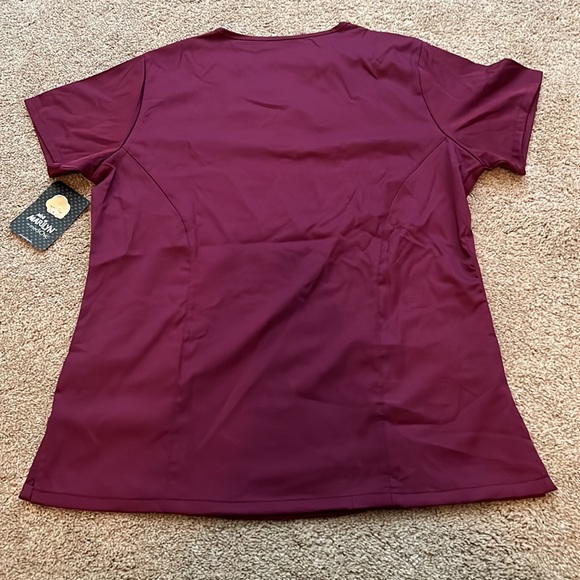 MediChic wine scrub top - Picture 2 of 2